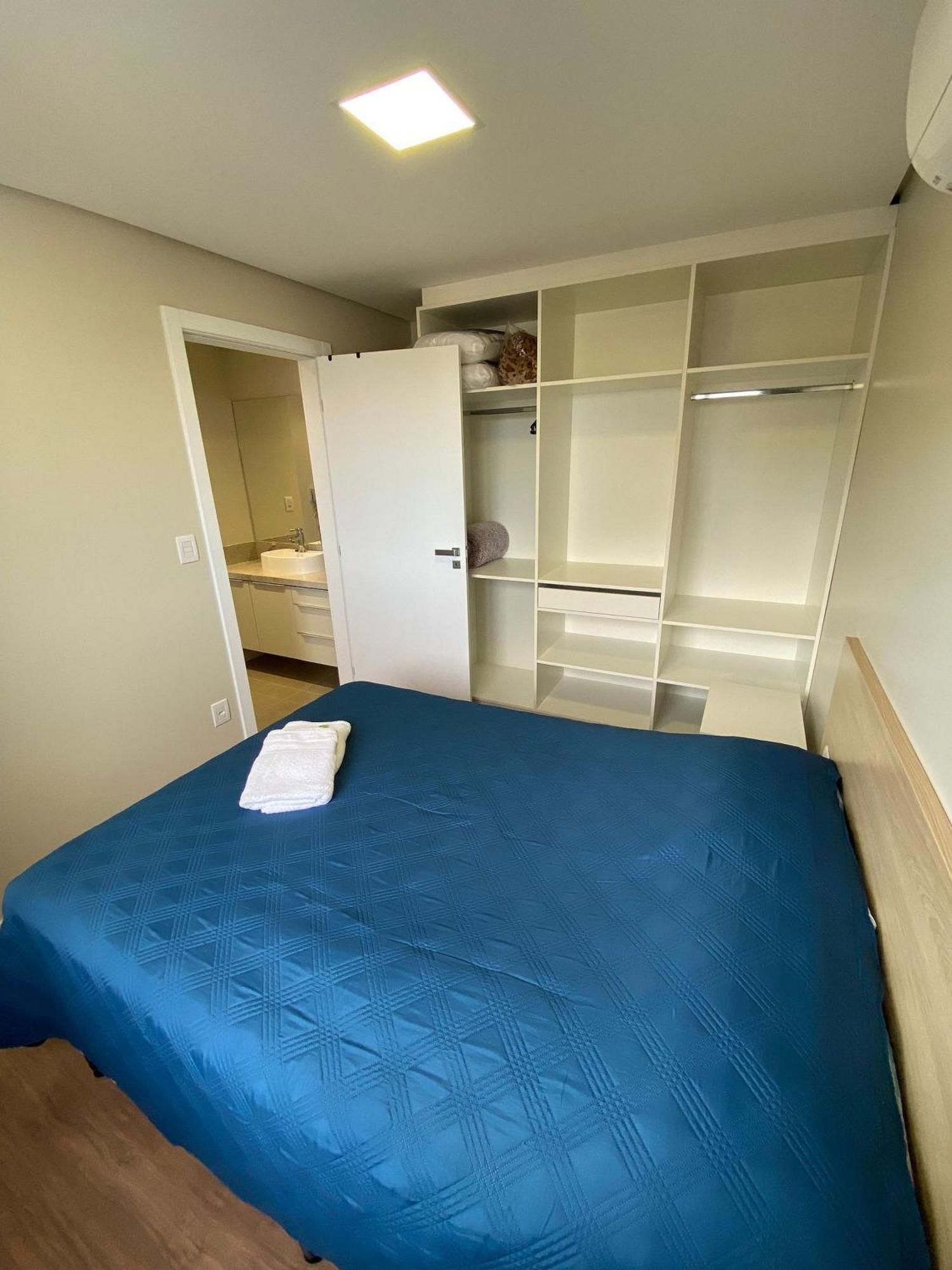 Dallas Apartamentos Na Via Gastronomica-Estacionamento-Amplos E Equipados-Wifi Бенту-Гонсалвис Экстерьер фото