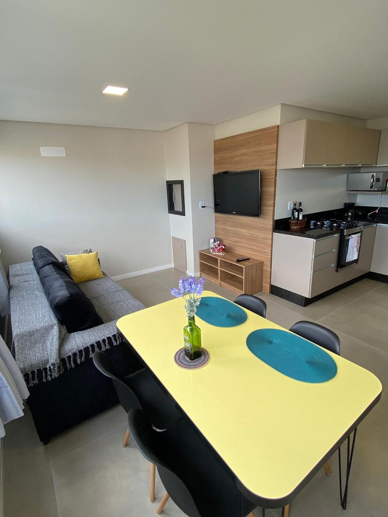 Dallas Apartamentos Na Via Gastronomica-Estacionamento-Amplos E Equipados-Wifi Бенту-Гонсалвис Экстерьер фото