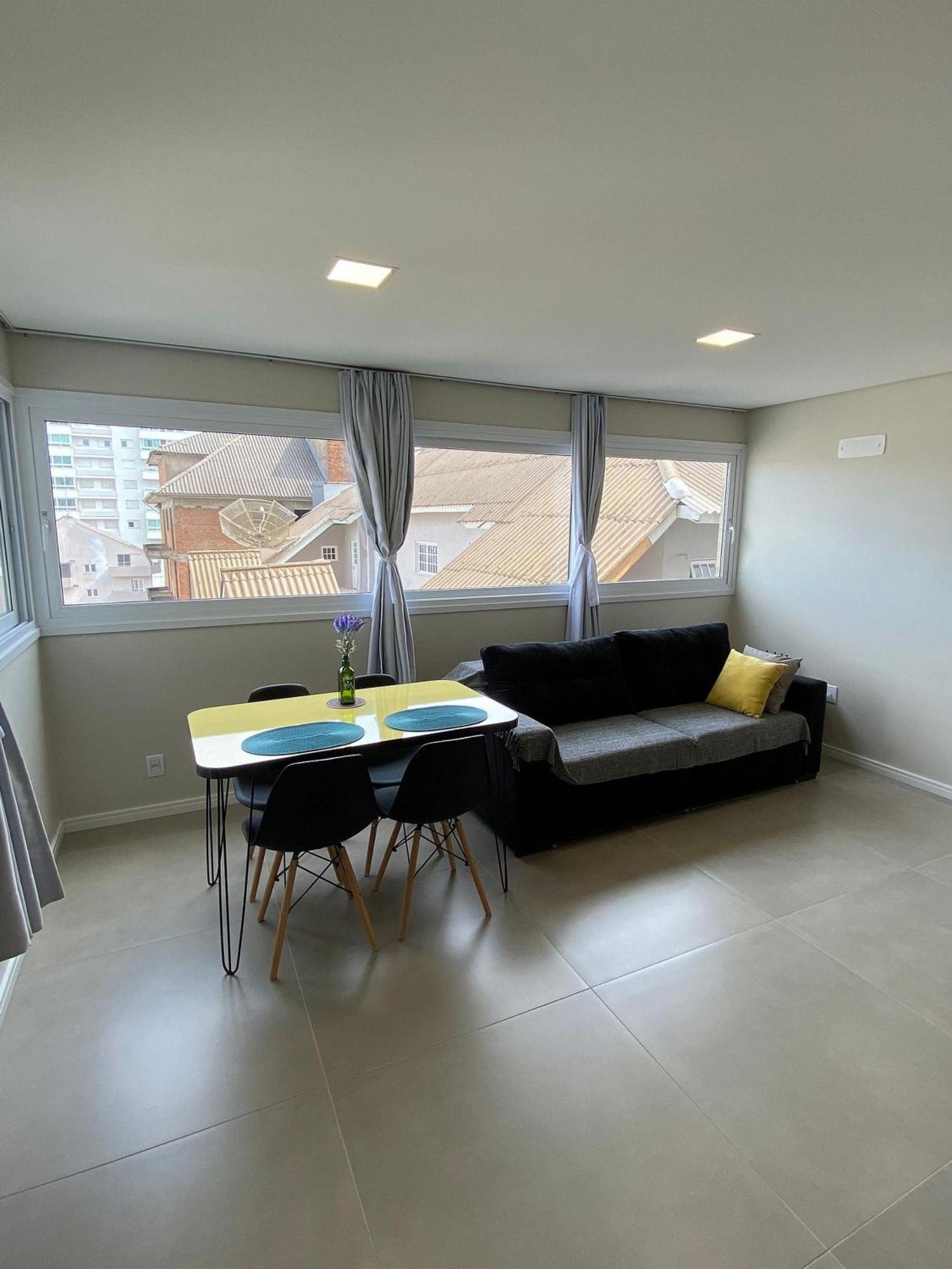 Dallas Apartamentos Na Via Gastronomica-Estacionamento-Amplos E Equipados-Wifi Бенту-Гонсалвис Экстерьер фото