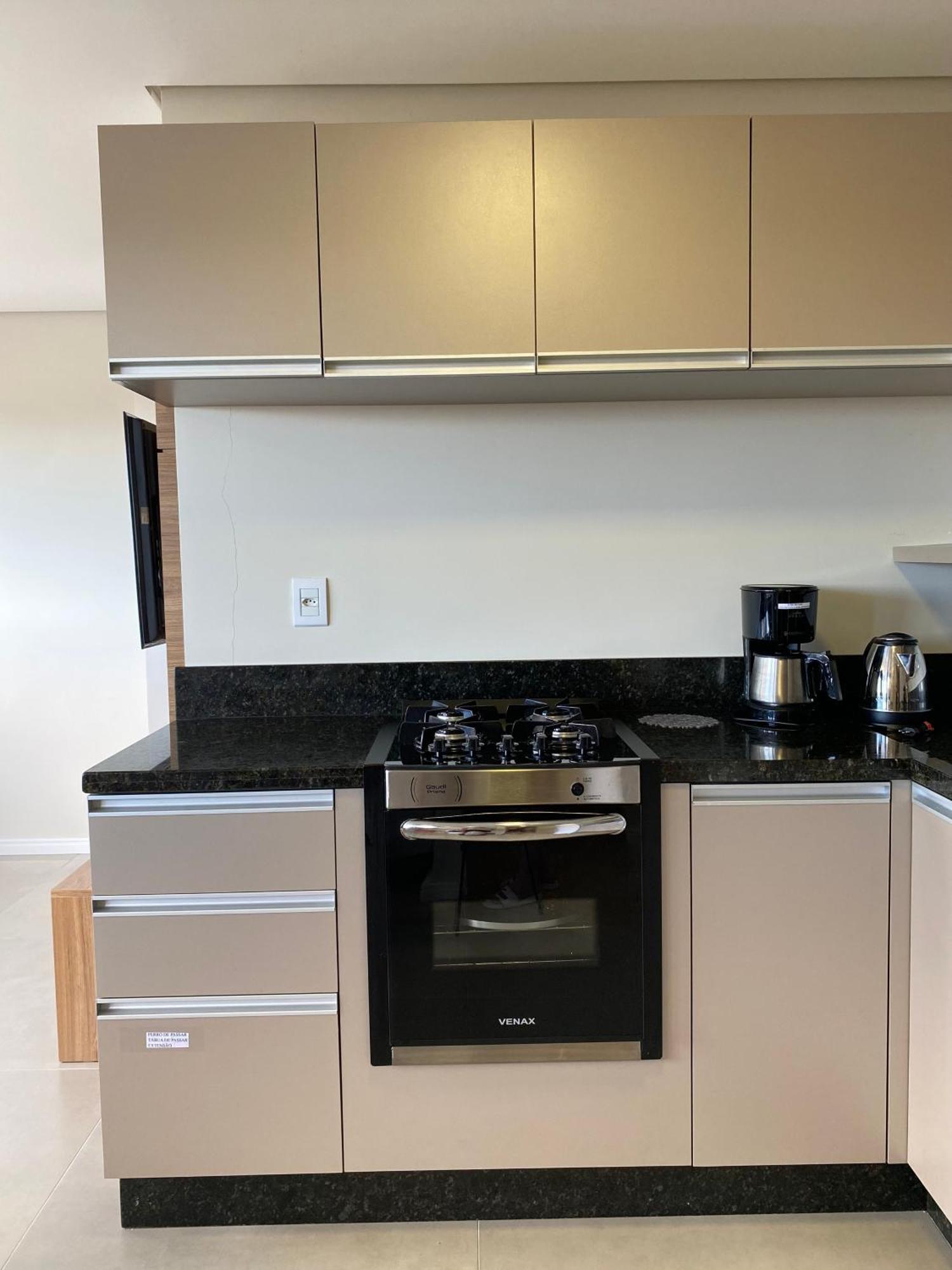 Dallas Apartamentos Na Via Gastronomica-Estacionamento-Amplos E Equipados-Wifi Бенту-Гонсалвис Экстерьер фото